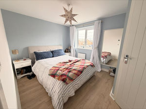 Photo 7- click for photo gallery